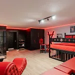 شقة Red X Loft Private Adults Only Bdsm *