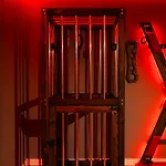 شقة Red X Loft Private Adults Only Bdsm