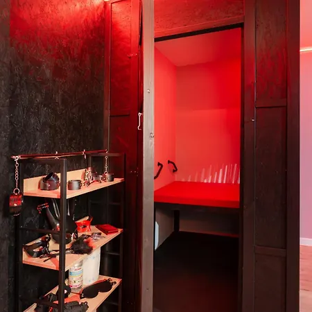 Red X Loft Private Adults Only Bdsm Appartement