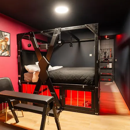 Red X Loft Private Adults Only Bdsm Appartement