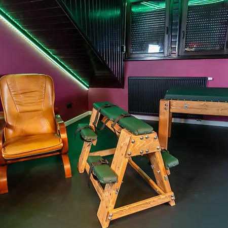 Red X Loft Private Adults Only Bdsm Appartement Wrocław