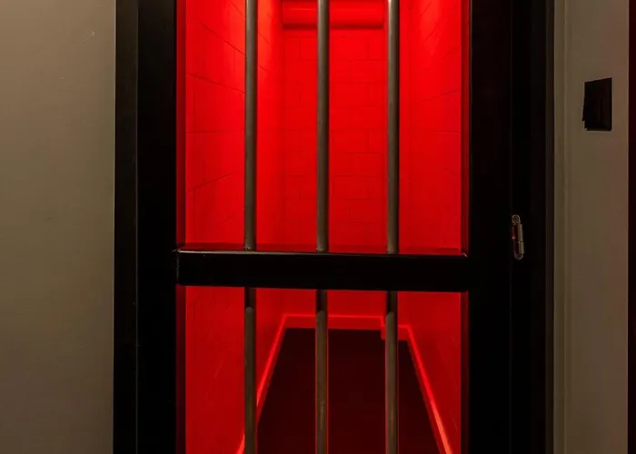 Red X Loft Private Adults Only Bdsm Lägenhet *