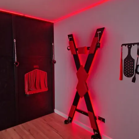 Red X Loft Private Adults Only Bdsm Appartement Wrocław