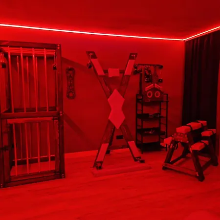 Red X Loft Private Adults Only Bdsm Appartement Wrocław