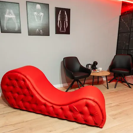 Red X Loft Private Adults Only Bdsm شقة