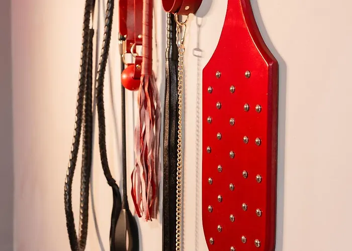 Red X Loft Private Adults Only Bdsm شقة
