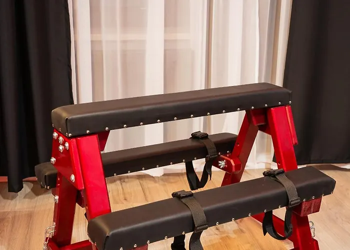 Red X Loft Private Adults Only Bdsm شقة