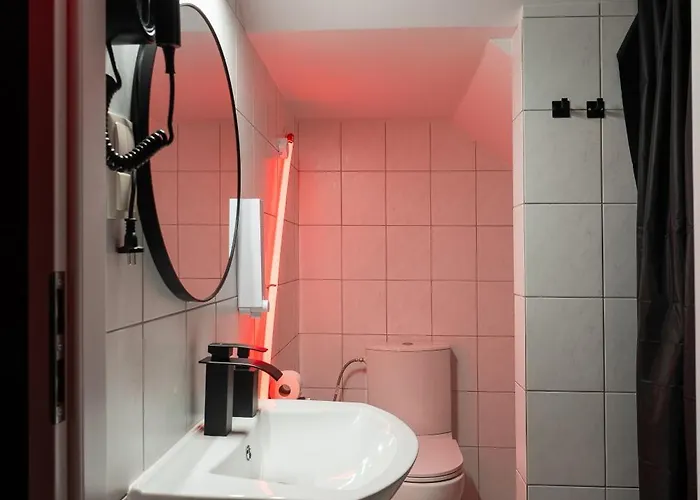 Red X Loft Private Adults Only Bdsm فروتسواف