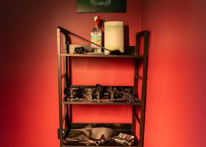 شقة Red X Loft Private Adults Only Bdsm